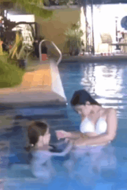 Enigmatic TV Sofia Poehsy & Jazzy Nagswimming Sa Pool. NAGBOLD! – Vlogpie